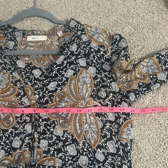 A.L.C Lox Neutral Printed Silk Top Size 4 - Picture 8 of 9
